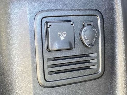 Used 2019 Toyota 4Runner Limited image 13