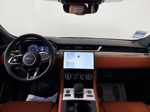 Certified 2026 Jaguar F-PACE R-Dynamic S image 17