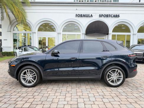 Used 2020 Porsche Cayenne image 15