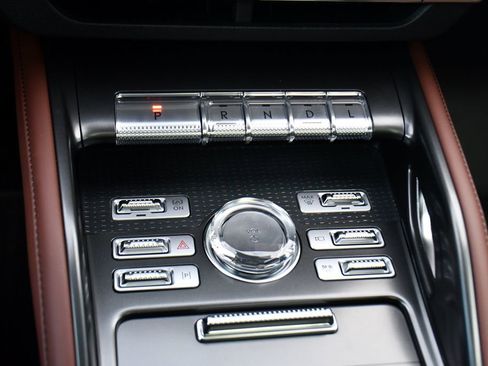 New 2026 Lincoln Nautilus Reserve w/ Jet Appearance Package image 33