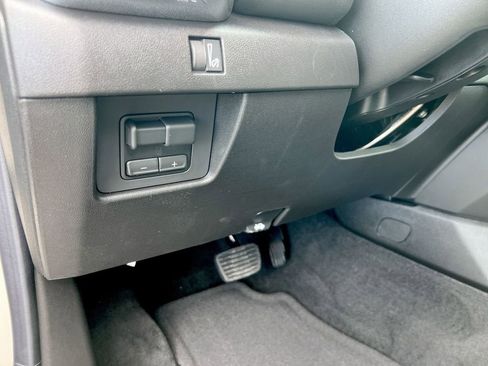 New 2026 GMC Canyon Elevation w/ Convenience Package AWD/4WD image 16
