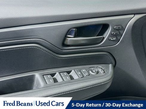 Used 2025 Honda Odyssey EX-L image 18