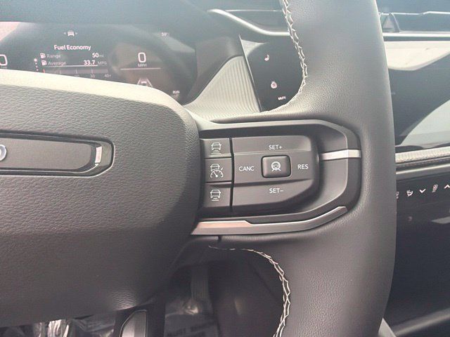 Used 2026 Jeep Cherokee Limited AWD/4WD image 24
