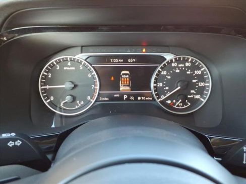 Certified 2025 Nissan Pathfinder SV AWD/4WD image 18