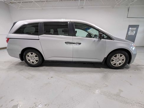 Used 2012 Honda Odyssey LX image 6