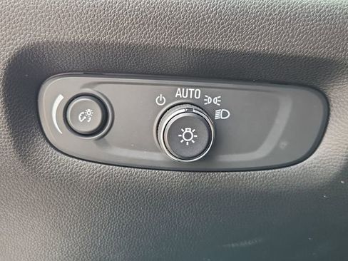 Used 2024 Chevrolet Traverse LS w/ Safety Package FWD image 17