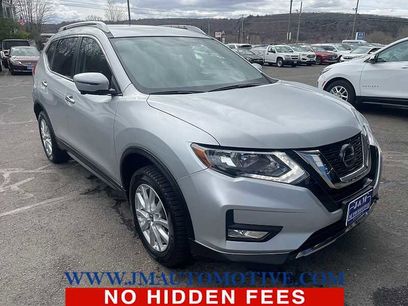 Used 2018 Nissan Rogue SV w/ Premium Package