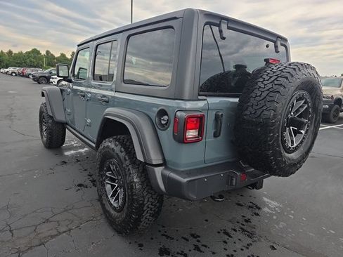 Used 2026 Jeep Wrangler Unlimited Sport AWD/4WD image 3