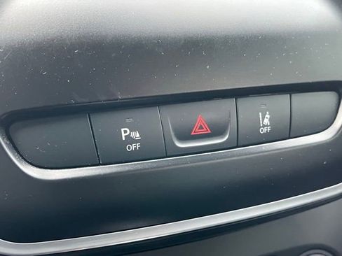 Used 2021 Jeep Cherokee Latitude Lux image 37