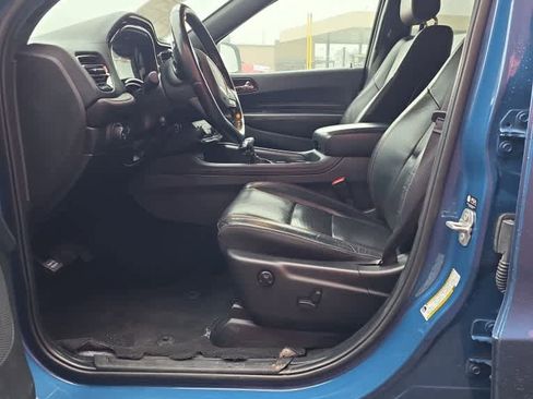 Used 2023 Dodge Durango GT image 2