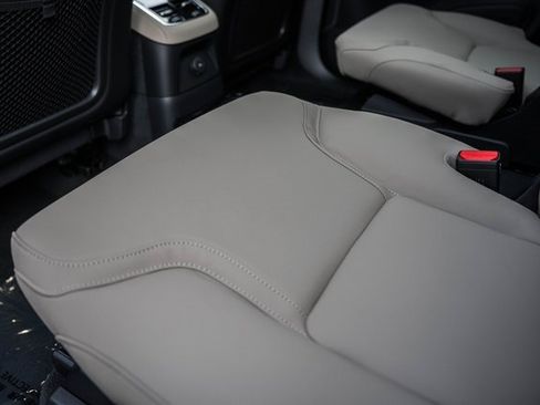 New 2026 Volvo XC90 T8 Plus image 32