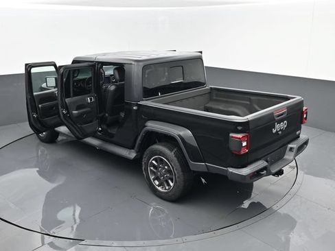 Used 2022 Jeep Gladiator Overland w/ Popular Equipment Package AWD/4WD image 26