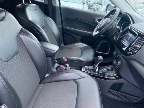 Certified 2019 Jeep Compass Altitude image 9