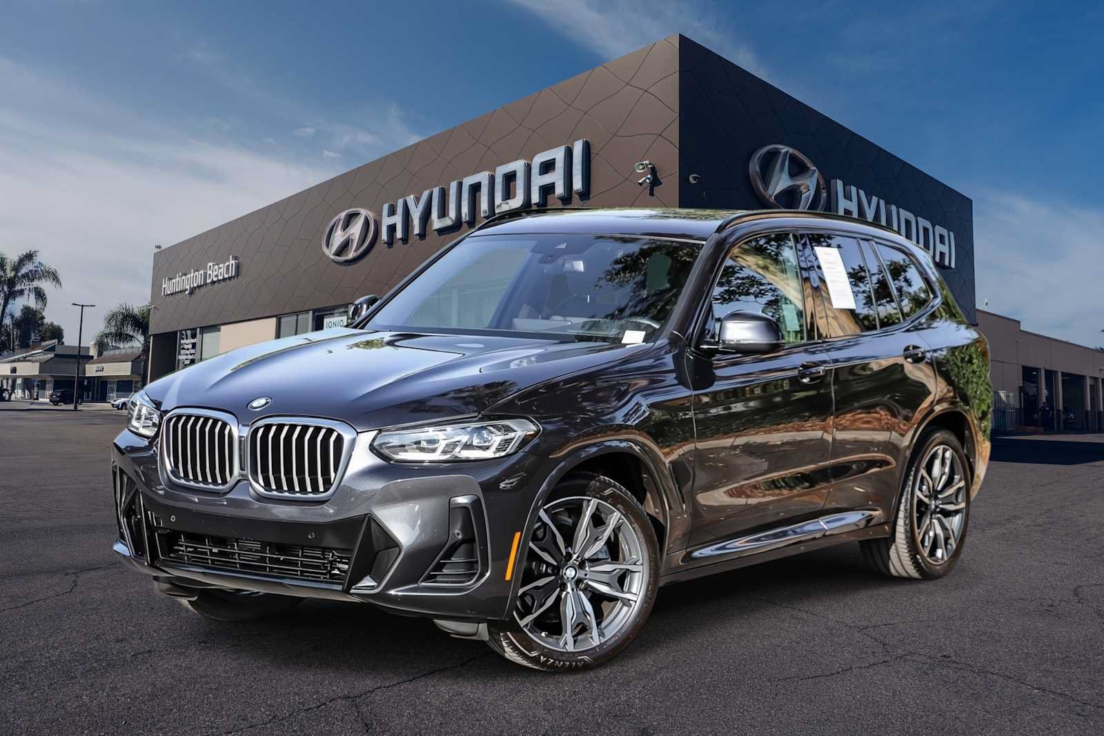Used 2022 BMW X3 sDrive30i w/ M Sport Package RWD image 1
