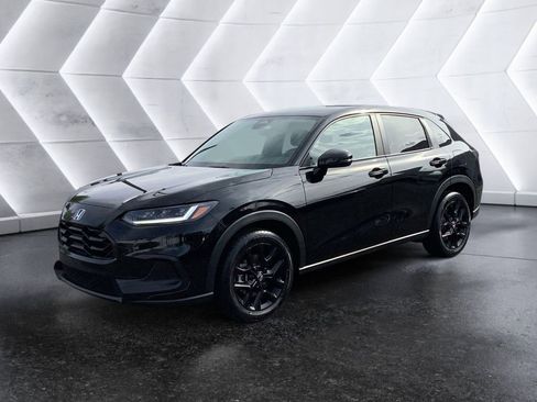 Used 2024 Honda HR-V Sport image 3