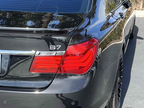 Used 2013 BMW ALPINA B7 image 73