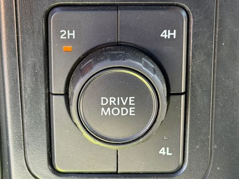 Used 2024 Ford F150 XLT image 17