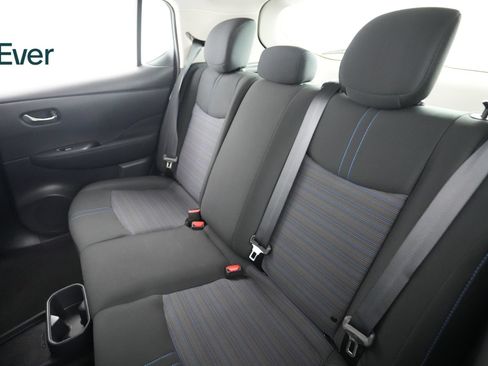 Used 2025 Nissan Leaf S FWD image 24