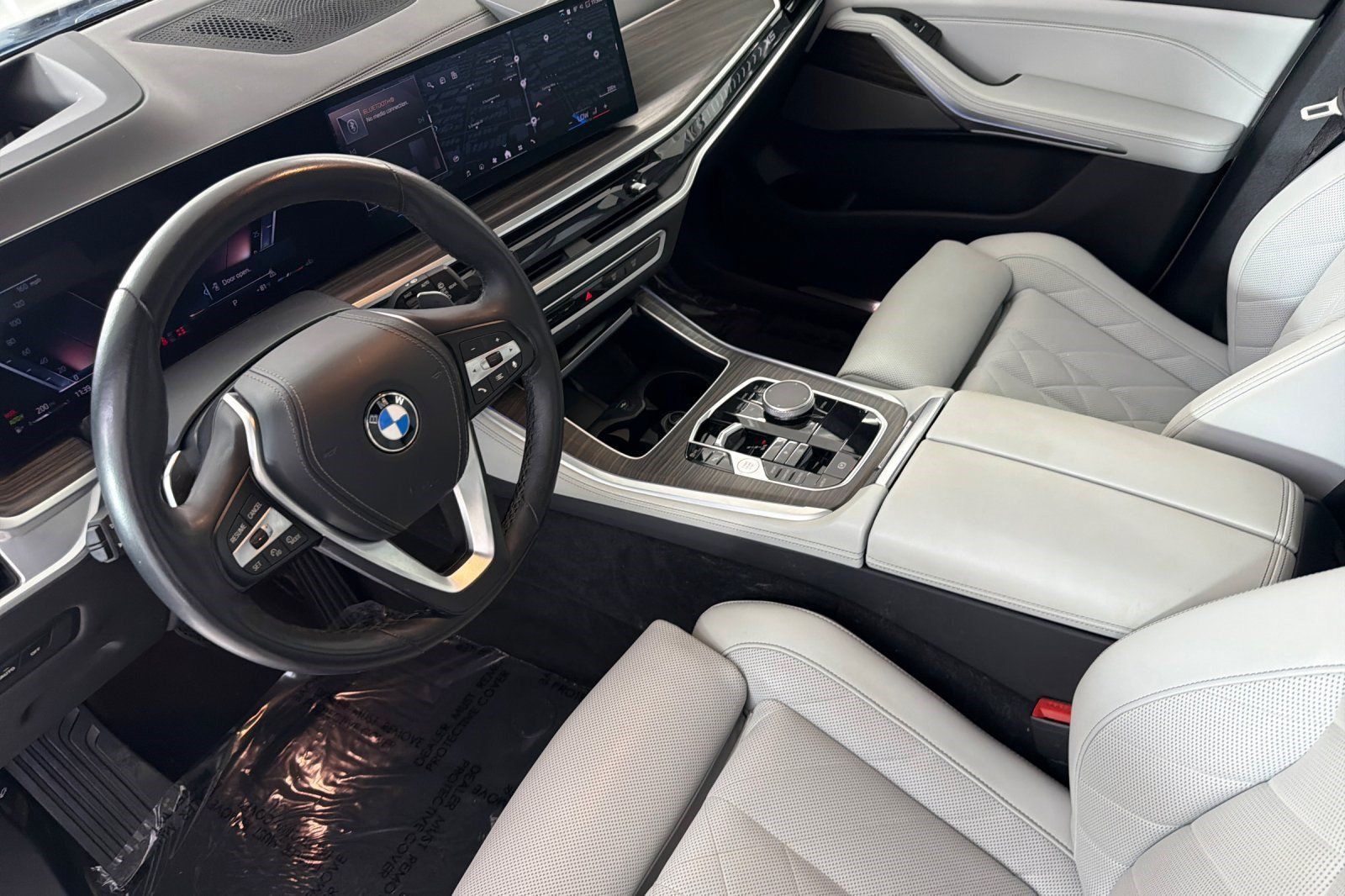 Used 2024 BMW X5 sDrive40i w/ Premium Package RWD image 4