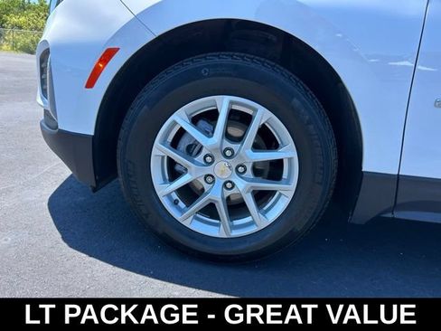Used 2024 Chevrolet Equinox LT FWD image 9