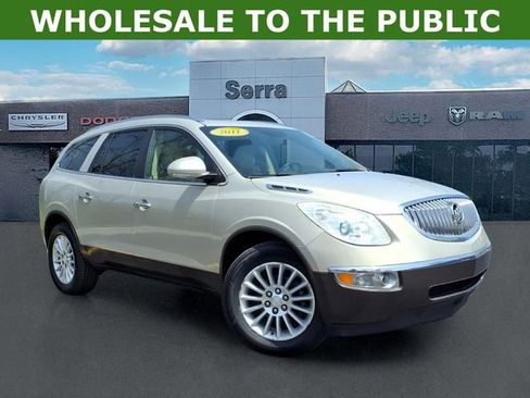 Used 2011 Buick Enclave CXL FWD image 1