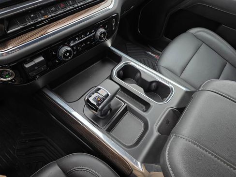 Used 2024 Chevrolet Silverado 1500 LT Trail Boss w/ Convenience Package II image 20