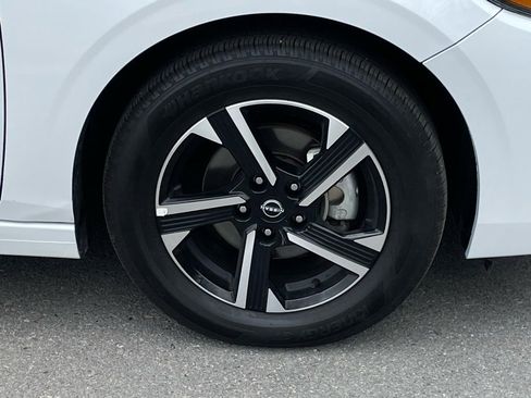 Used 2025 Nissan Sentra SV image 31