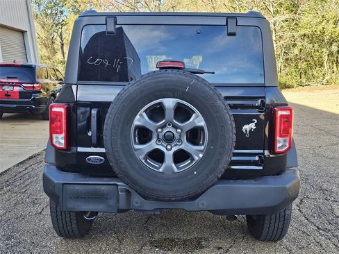 Used 2025 Ford Bronco Big Bend image 5