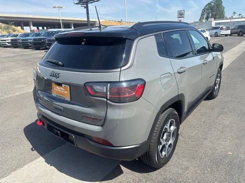 Certified 2022 Jeep Compass Trailhawk w/ Trailhawk Elite Group AWD/4WD image 6
