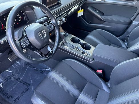 Used 2024 Honda Civic Sport image 4