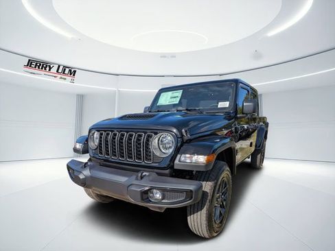 New 2026 Jeep Gladiator Sport image 6