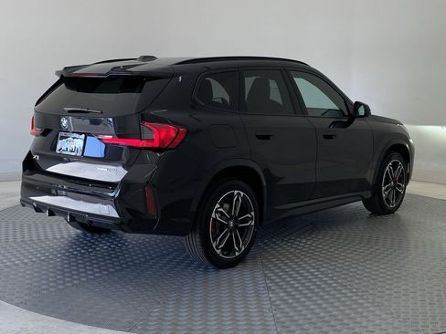 Used 2025 BMW X1 xDrive28i w/ M Sport Package AWD/4WD image 8