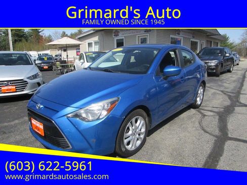 Used 2017 Toyota Yaris iA image 1