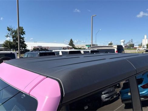 Used 2022 Ford Bronco Badlands image 11