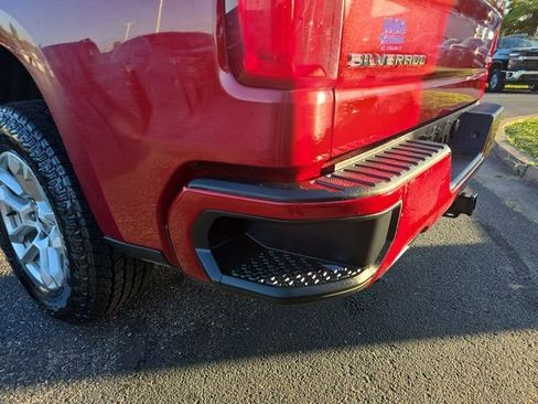 Used 2024 Chevrolet Silverado 1500 RST w/ Z71 Off-Road Package image 15