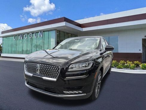 Certified 2023 Lincoln Nautilus Reserve w/ Equipment Group 202A image 8