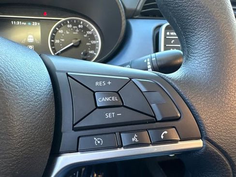 Used 2025 Nissan Versa SV image 25