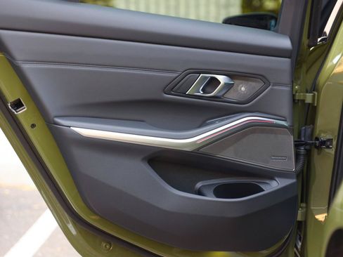 Used 2025 BMW M3 RWD image 57
