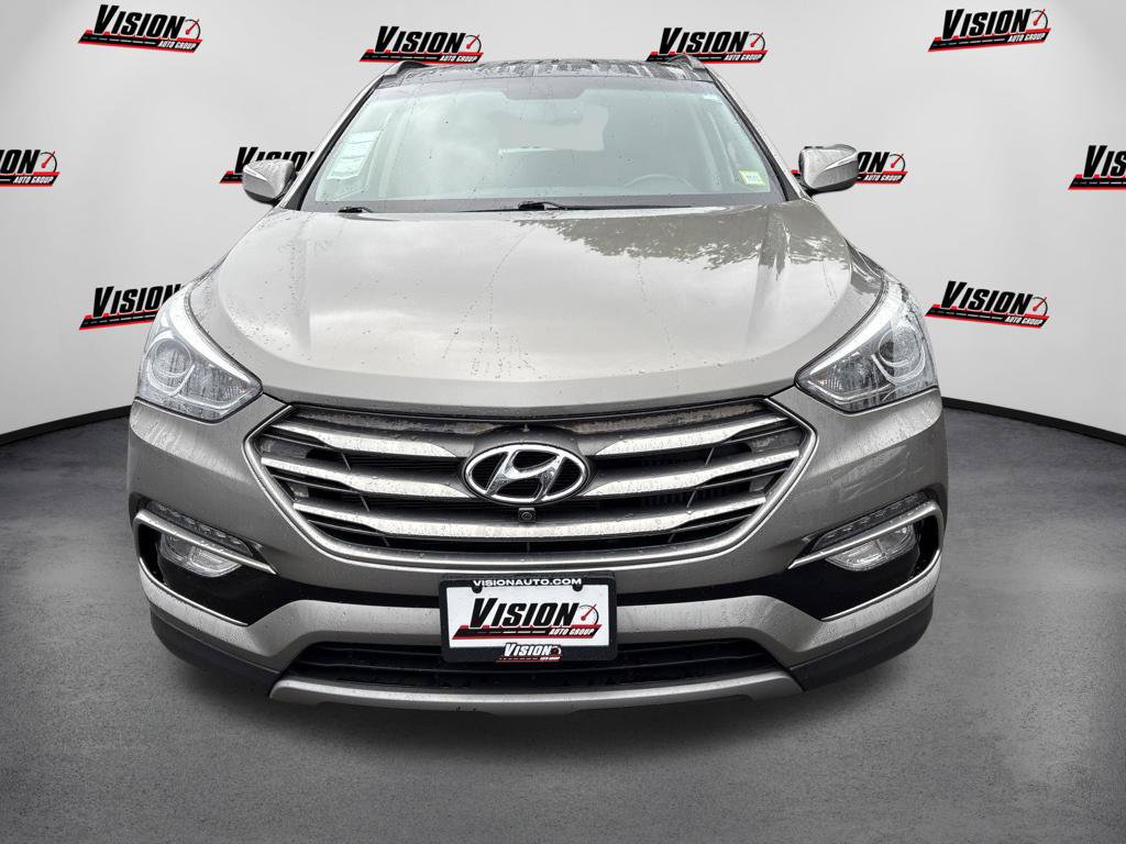 Used 2017 Hyundai Santa Fe Sport AWD/4WD image 2