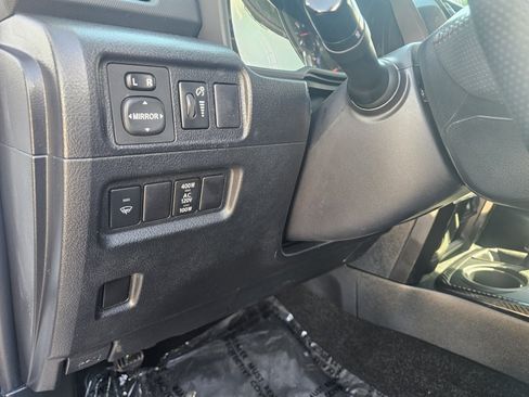 Used 2019 Toyota 4Runner TRD Off-Road AWD/4WD image 14