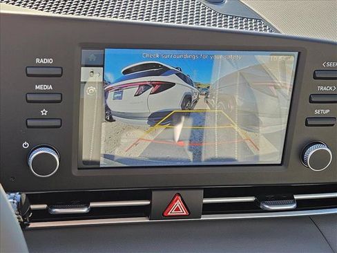 New 2025 Hyundai Elantra Sport FWD image 13