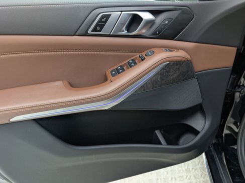 Used 2023 BMW X5 xDrive40i w/ Premium Package image 14