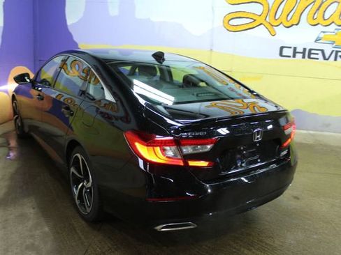 Used 2021 Honda Accord Sport Special Edition image 6