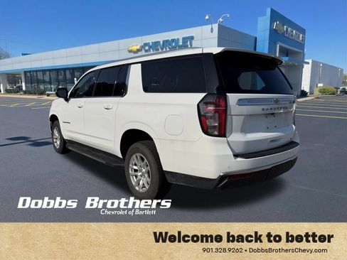 Used 2024 Chevrolet Suburban LT RWD image 6