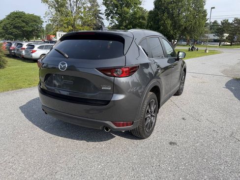 Used 2018 MAZDA CX-5 Touring w/ Preferred Equipment Package AWD/4WD image 5