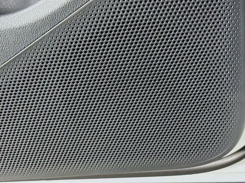 New 2026 Volkswagen Tiguan SE image 26