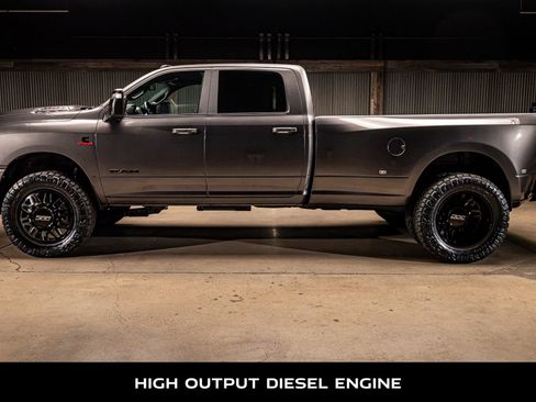 Used 2024 RAM 3500 Laramie w/ Night Edition image 6