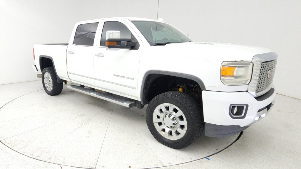 Used 2015 GMC Sierra 2500 Denali w/ Duramax Plus Package AWD/4WD image 1