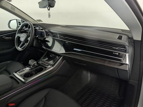 Used 2023 Audi Q8 Premium Plus w/ Premium Plus Package AWD/4WD image 19