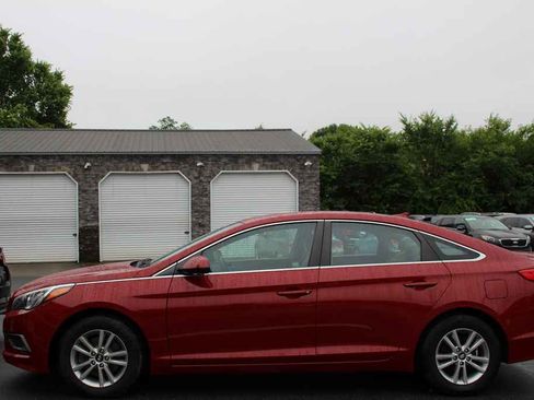 Used 2017 Hyundai Sonata SE image 9